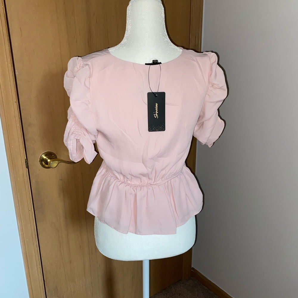 Pink top - Picture 3 of 4